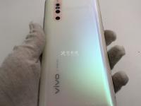 vivo手機(jī)和藍(lán)牙耳機(jī)連接配對(duì)方法