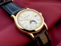 蒂芙尼手表數(shù)字顯示屏損壞，怎么修