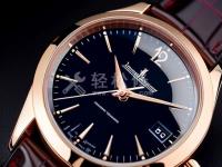 沛納海手表玻璃鏡面損壞。