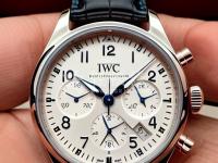 蕭邦手表秒針回位功能失效。