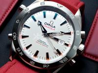 江詩丹頓手表玻璃鏡面損壞。