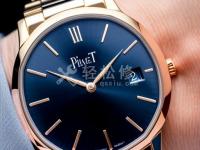 百年靈手表玻璃鏡面損壞。