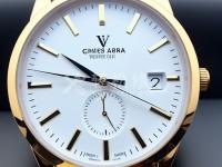 豪雅手表顯示屏偏色。