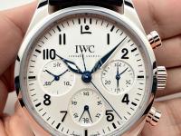 亨利慕時(shí)手表秒針跳動(dòng)怎么辦