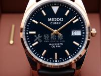 天珺手表指針顏色褪色。