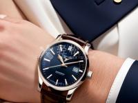 迪奧手表表帶斷裂或磨損。