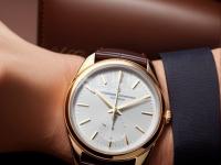 寶曼手表秒針回位功能失效。