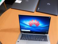 宏基筆記本電腦的觸摸板失靈或不夠靈敏，你能幫忙解決嗎？