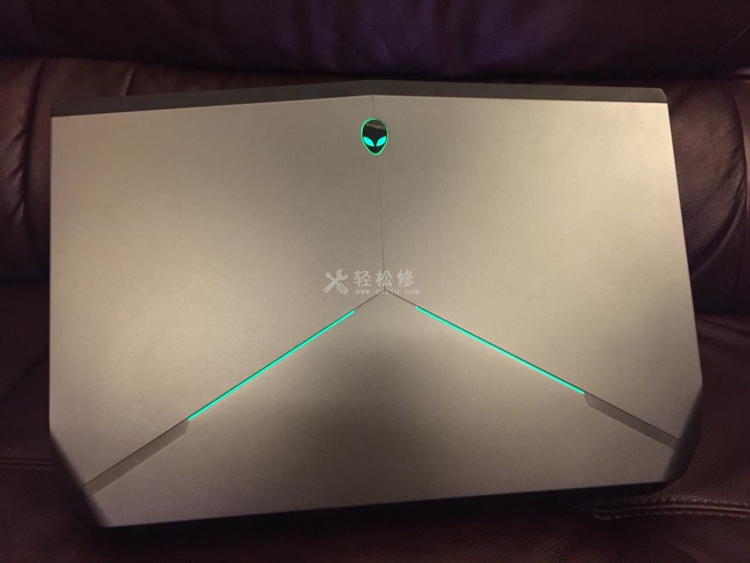 戴爾筆記本電腦的觸摸板靈敏度如何調(diào)整？