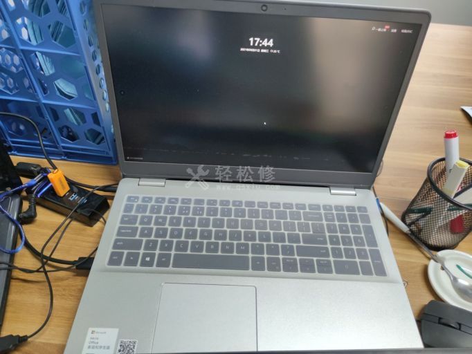 如何在惠普筆記本電腦上連接藍牙耳機？